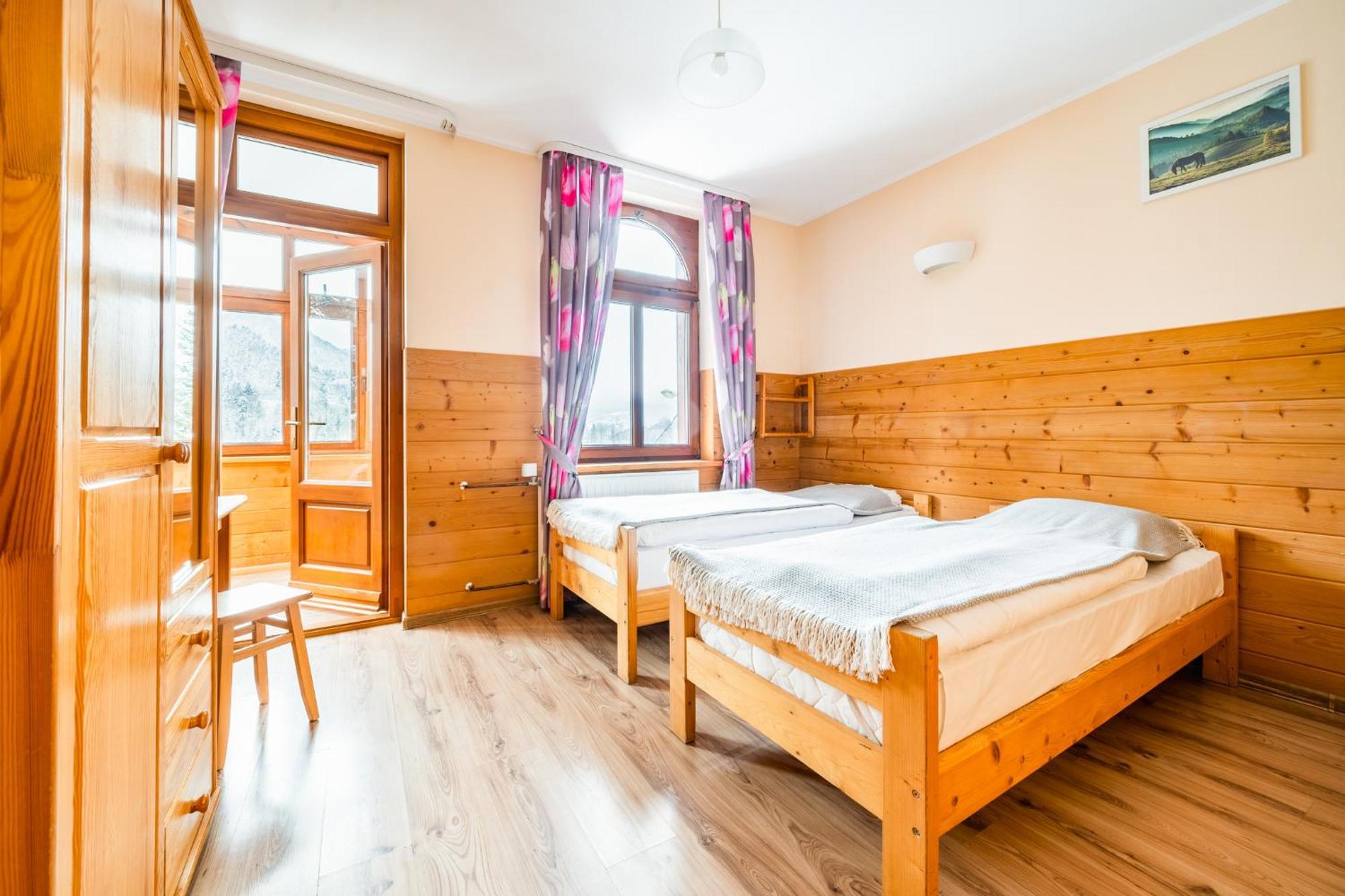 Schronisko Pttk Orlica Hotel ชซาฟนีซา ภายนอก รูปภาพ