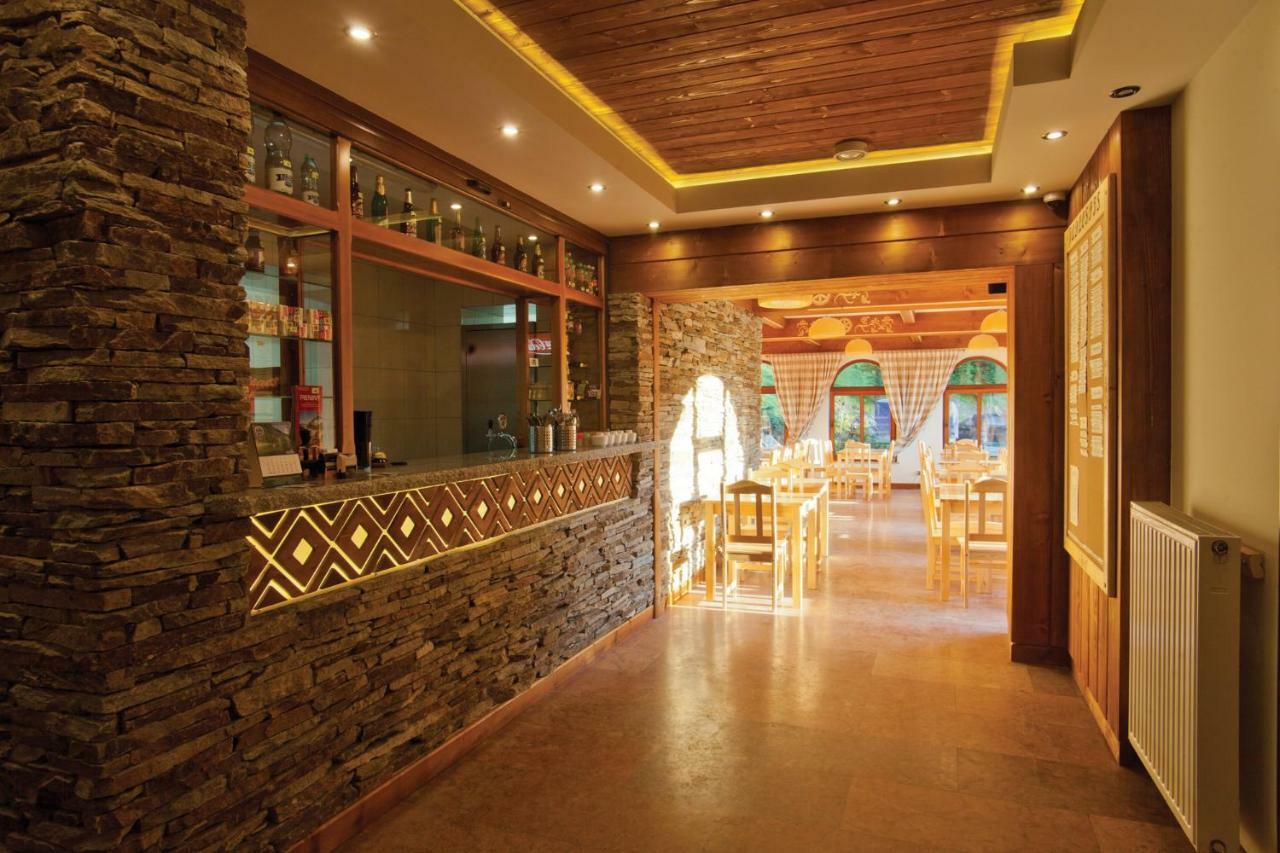 Schronisko Pttk Orlica Hotel ชซาฟนีซา ภายนอก รูปภาพ